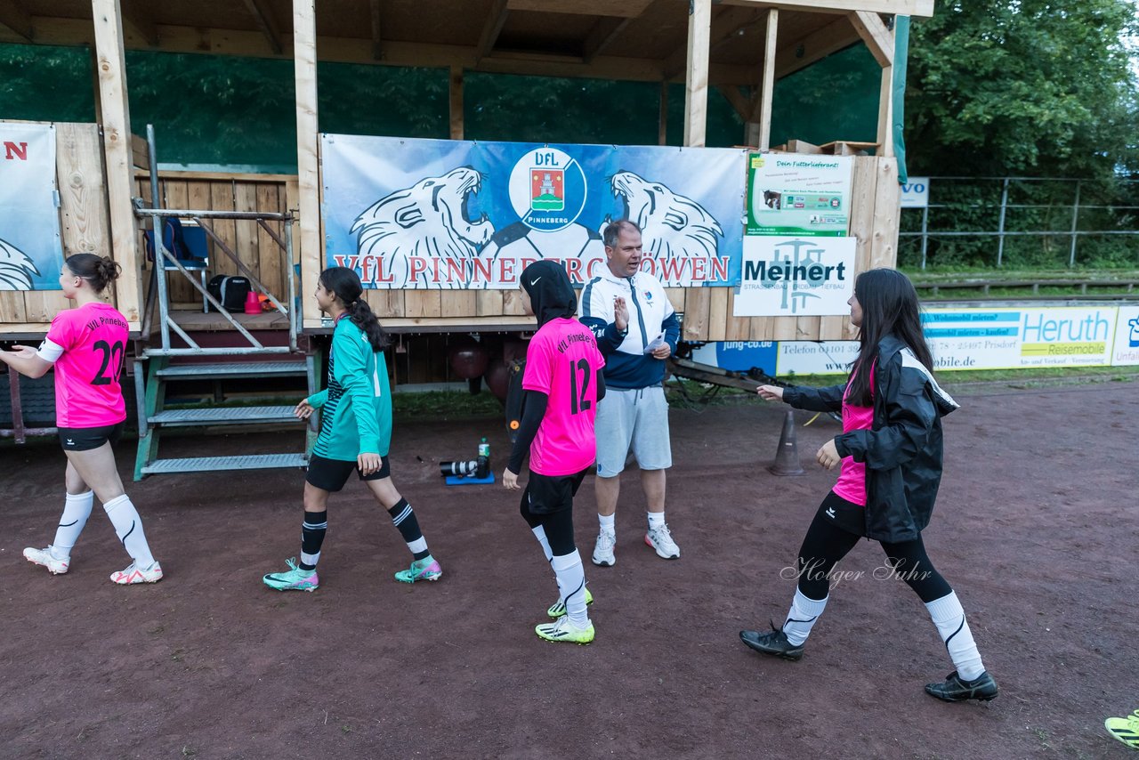 Bild 131 - Loewinnen Cup
